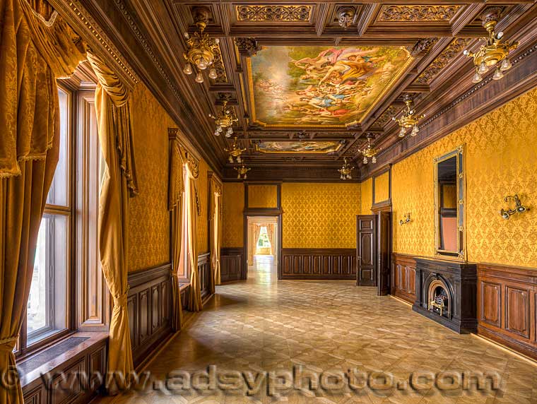 Adsy Bernart photographer architecture photography golden salon palais Henckel-Donnersmarck, Vienna, Austria, Europe