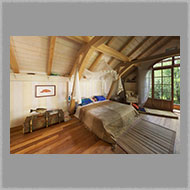 Adsy Bernart photographer architecture photography boat house, carinthia, pressegger lake, sleeping room, bed