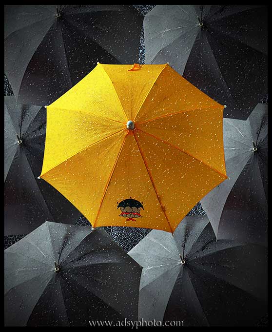 Adsy Bernart photographer illustrations composite photograph umbrella