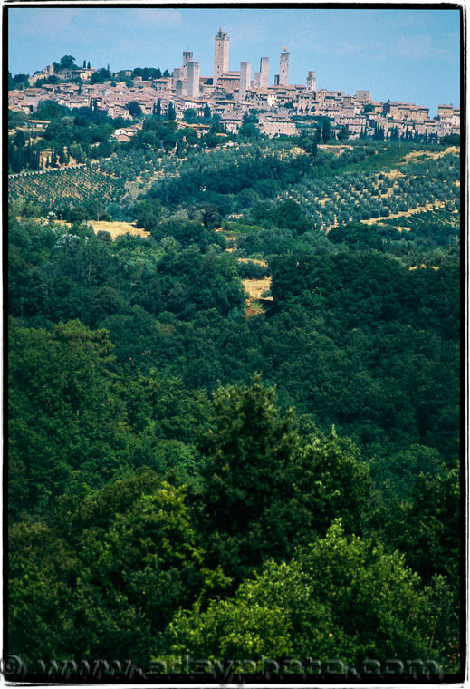 Adsy Bernart Fotograf Reisefotografie Italien Toskana Chiantiweg, San Gimignano, turm, türme