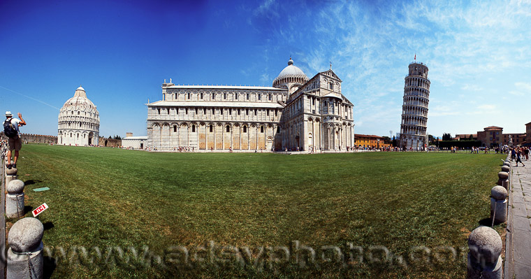 Adsy Bernart Fotograf Reisefotografie Italien Toskana Chiantiweg, Pisa schiefer Turm Basilika Wunderwiese